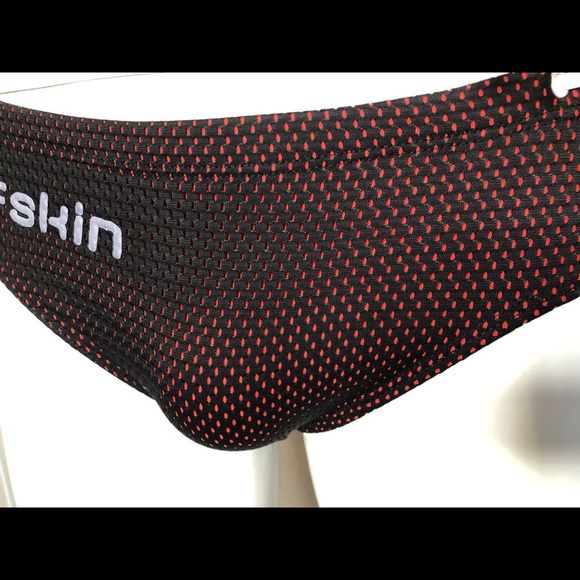 Mens Swim brief size small. - Picture 4 of 15